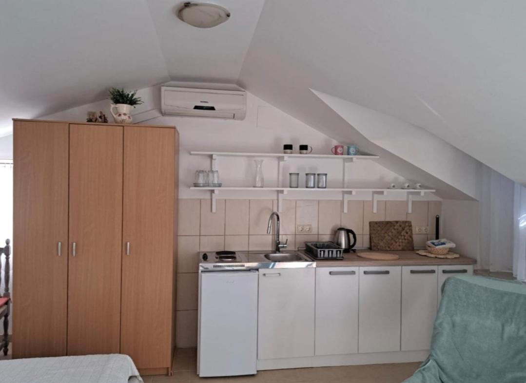 Guesthouse Ursic Selca  Exterior photo